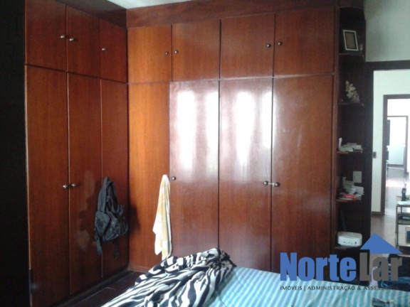 Imagem Casa com 4 Quartos à Venda, 180 m² em Sumaré - São Paulo Imagem Casa com 4 Quartos à Venda, 180 m² em Sumaré - São Paulo