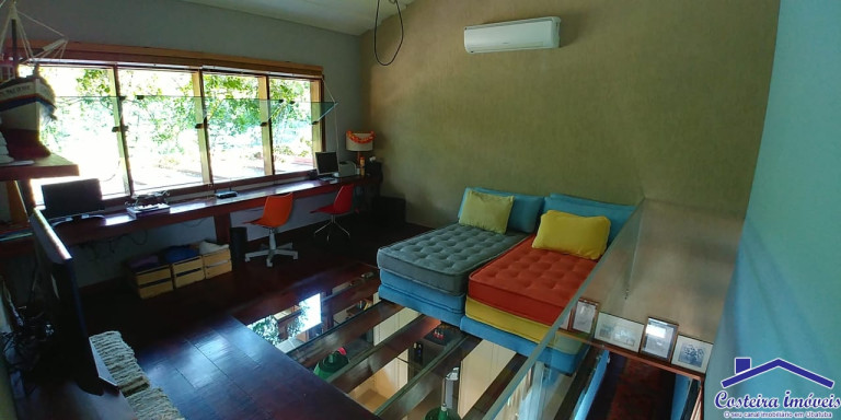 Imagem Sobrado com 3 Quartos à Venda, 132 m² em Horto Florestal - Ubatuba
