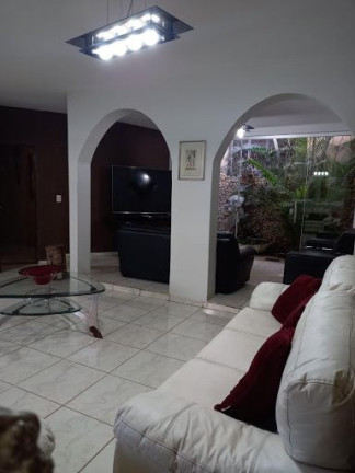 Imagem Casa com 4 Quartos à Venda, 554 m² em Setor Bueno - Goiânia Imagem Casa com 4 Quartos à Venda, 554 m² em Setor Bueno - Goiânia