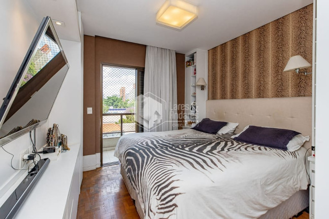 Imagem Apartamento com 3 Quartos à Venda, 187 m² em Campo Belo - São Paulo