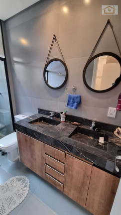 Imagem Casa com 5 Quartos à Venda, 125 m² em Cotia Imagem Casa com 5 Quartos à Venda, 125 m² em Cotia