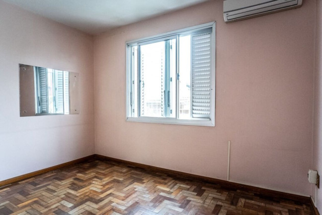 Imagem Apartamento com 4 Quartos à Venda, 74 m² em Passo Da Areia - Porto Alegre Imagem Apartamento com 4 Quartos à Venda, 74 m² em Passo Da Areia - Porto Alegre