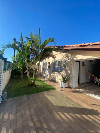 Imagem Casa com 3 Quartos à Venda, 136 m² em Centro - Penha Imagem Casa com 3 Quartos à Venda, 136 m² em Centro - Penha