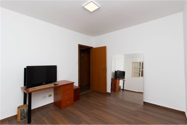 Imagem Casa com 5 Quartos à Venda, em Alto Da Boa Vista - São Paulo Imagem Casa com 5 Quartos à Venda, em Alto Da Boa Vista - São Paulo