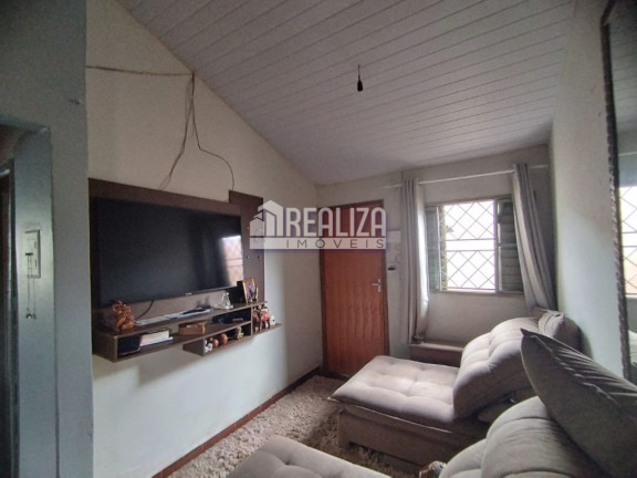 Imagem Casa com 3 Quartos à Venda, 240 m² em Núcleo Habitacional Silvério Cartafina - Uberaba Imagem Casa com 3 Quartos à Venda, 240 m² em Núcleo Habitacional Silvério Cartafina - Uberaba