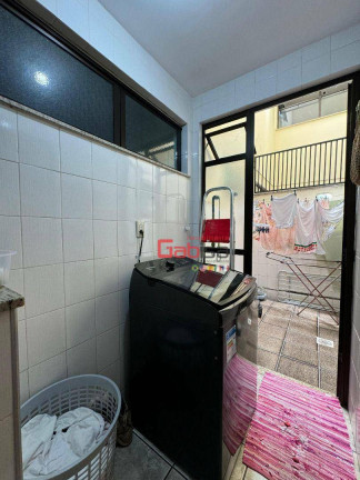 Imagem Apartamento com 3 Quartos para Alugar, 100 m² em Centro - Cabo Frio Imagem Apartamento com 3 Quartos para Alugar, 100 m² em Centro - Cabo Frio
