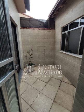 Imagem Casa com 3 Quartos à Venda, 150 m² em Vila Santa Cecília - Volta Redonda Imagem Casa com 3 Quartos à Venda, 150 m² em Vila Santa Cecília - Volta Redonda