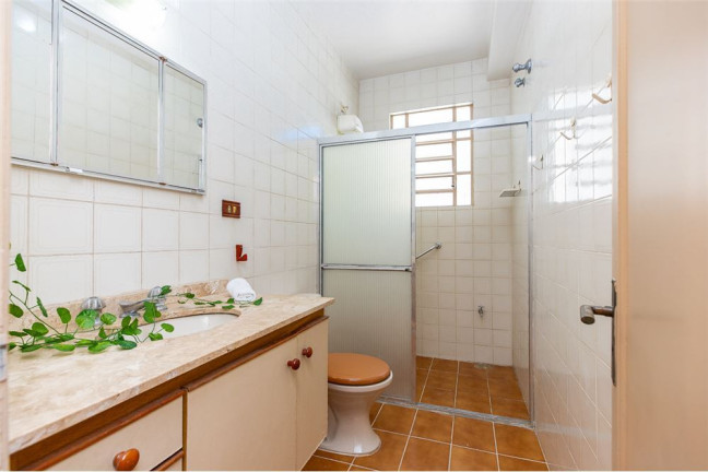 Imagem Casa com 4 Quartos à Venda, em Chácara Santo Antônio (zona Sul) - São Paulo Imagem Casa com 4 Quartos à Venda, em Chácara Santo Antônio (zona Sul) - São Paulo