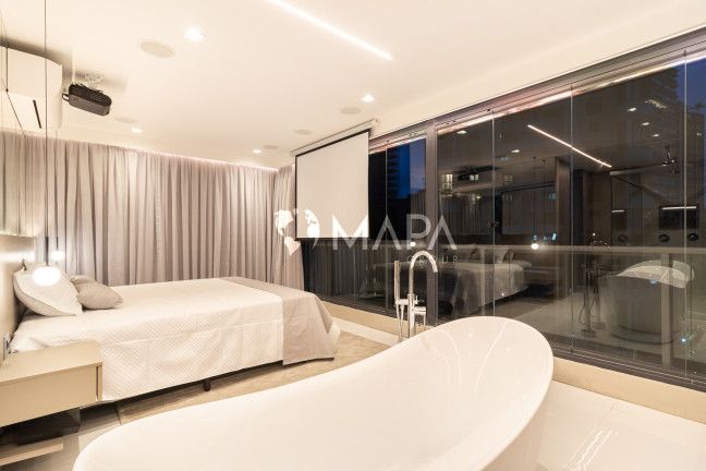 Imagem Apartamento com 3 Quartos à Venda, 158 m² em Itaim Bibi - São Paulo