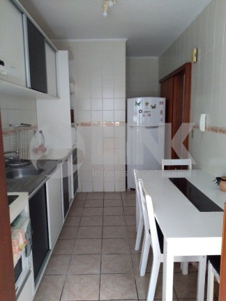 Imagem Imóvel com 4 Quartos à Venda, 212 m² em Jardim Itu - Porto Alegre Imagem Imóvel com 4 Quartos à Venda, 212 m² em Jardim Itu - Porto Alegre
