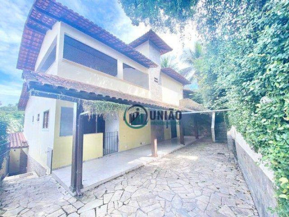 Imagem Casa com 3 Quartos à Venda, 385 m² em Pendotiba - Niterói