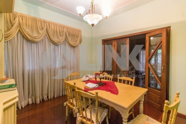 Imagem Apartamento com 3 Quartos à Venda, 140 m² em Centro Histórico - Porto Alegre Imagem Apartamento com 3 Quartos à Venda, 140 m² em Centro Histórico - Porto Alegre