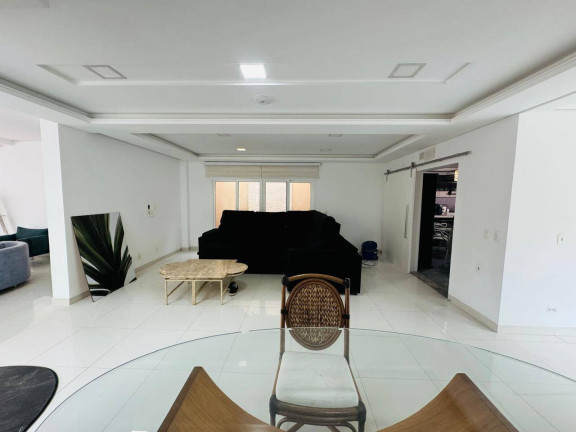 Imagem Casa com 4 Quartos para Alugar, 750 m² em Praia Dos Amores - Balneário Camboriú
