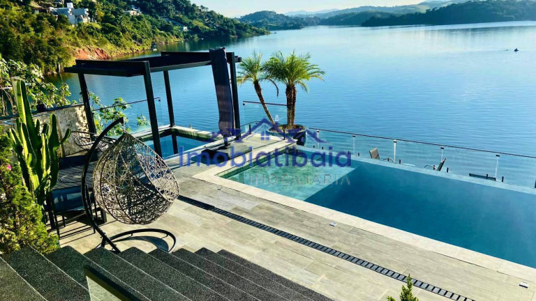 Imagem Casa de Condomínio com 4 Quartos à Venda, 1.050 m² em Centro - Igaratá