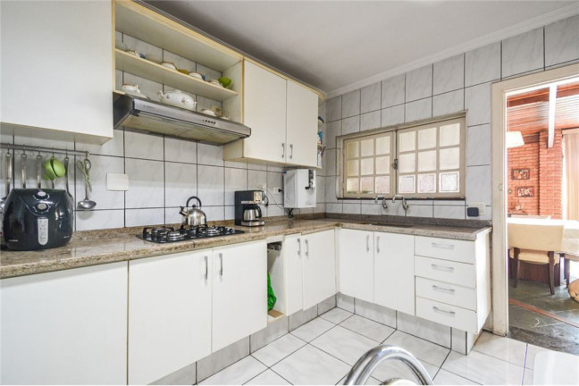 Imagem Casa com 4 Quartos à Venda, em Campo Belo - São Paulo Imagem Casa com 4 Quartos à Venda, em Campo Belo - São Paulo
