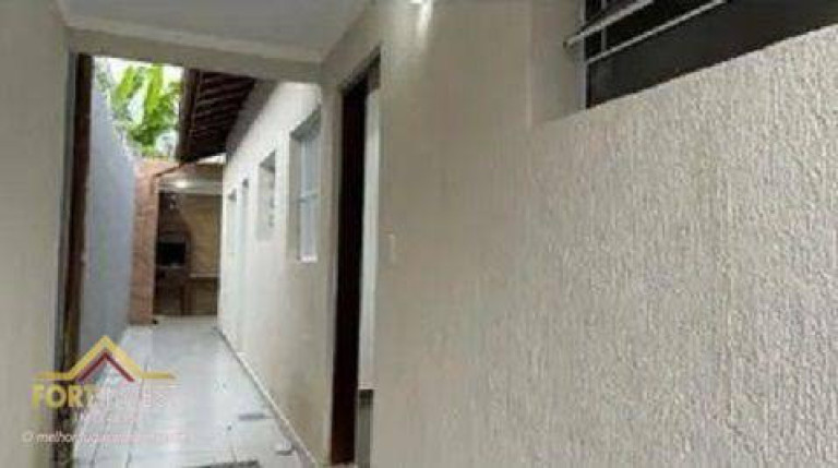 Imagem Imóvel com 2 Quartos à Venda, 100 m² em Caiçara - Praia Grande Imagem Imóvel com 2 Quartos à Venda, 100 m² em Caiçara - Praia Grande