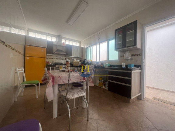 Imagem Casa com 4 Quartos à Venda, 251 m² em Canto Do Forte - Praia Grande Imagem Casa com 4 Quartos à Venda, 251 m² em Canto Do Forte - Praia Grande