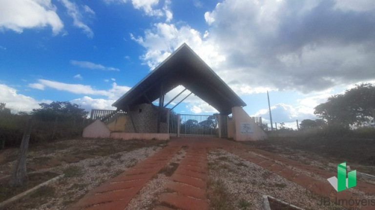 Imagem Imóvel com 3 Quartos à Venda, 40 m² em Zona Rural - Montes Claros Imagem Imóvel com 3 Quartos à Venda, 40 m² em Zona Rural - Montes Claros