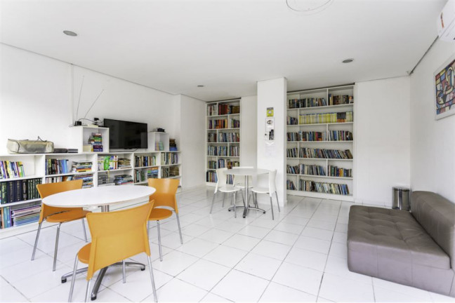 Imagem Imóvel com 2 Quartos à Venda,  em São Sebastião - Porto Alegre