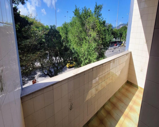 Kitnet com 1 Quarto à Venda, 40 m² em Flamengo - Rio De Janeiro