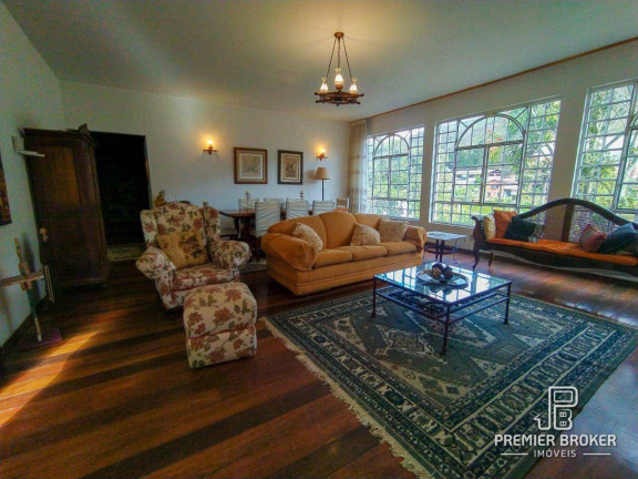 Imagem Casa com 4 Quartos à Venda, 330 m² em Albuquerque - Teresópolis Imagem Casa com 4 Quartos à Venda, 330 m² em Albuquerque - Teresópolis