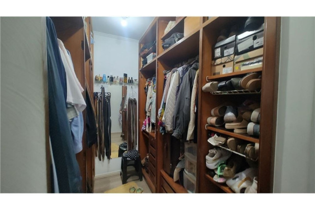 Imagem Casa com 3 Quartos à Venda, 207 m² em Vila Marari - São Paulo Imagem Casa com 3 Quartos à Venda, 207 m² em Vila Marari - São Paulo