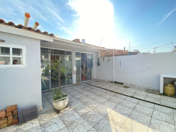 Imagem Casa com 2 Quartos à Venda, 51 m² em Hípica - Porto Alegre Imagem Casa com 2 Quartos à Venda, 51 m² em Hípica - Porto Alegre