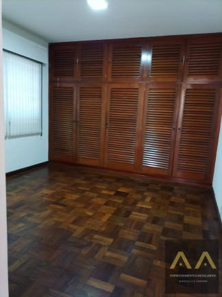 Imagem Casa com 3 Quartos à Venda, 300 m² em Alphaville - Barueri