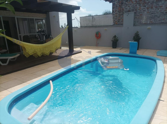 Imagem Casa com 4 Quartos à Venda, 311 m² em Centenário - Torres Imagem Casa com 4 Quartos à Venda, 311 m² em Centenário - Torres