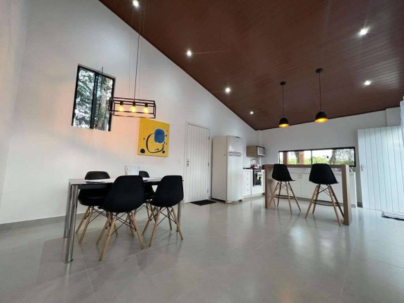 Imagem Casa com 3 Quartos para Alugar,  em Vilarejo - Carapicuíba