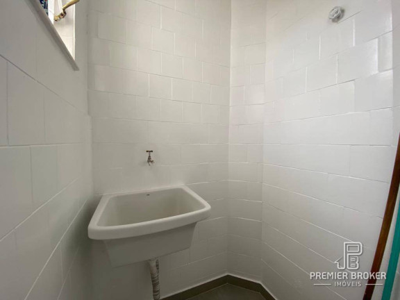 Imagem Apartamento com 2 Quartos à Venda, 75 m² em Várzea - Teresópolis