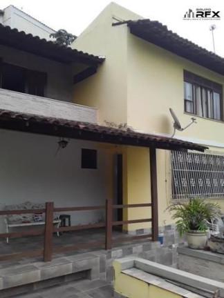Imagem Casa com 3 Quartos à Venda, 220 m² em São Francisco - Niterói Imagem Casa com 3 Quartos à Venda, 220 m² em São Francisco - Niterói