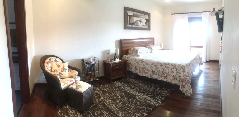 Imagem Casa com 3 Quartos à Venda, 250 m² em Parque Das Artes - Embu Das Artes Imagem Casa com 3 Quartos à Venda, 250 m² em Parque Das Artes - Embu Das Artes