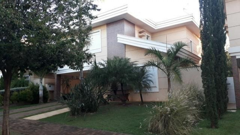 Imagem Casa com 4 Quartos à Venda, em Vila Do Golf - Ribeirão Preto Imagem Casa com 4 Quartos à Venda, em Vila Do Golf - Ribeirão Preto