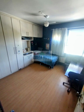 Imagem Apartamento com 4 Quartos à Venda, 133 m²