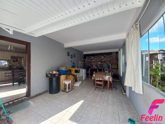 Imagem Casa com 3 Quartos à Venda, 166 m² em Campeche - Florianópolis Imagem Casa com 3 Quartos à Venda, 166 m² em Campeche - Florianópolis