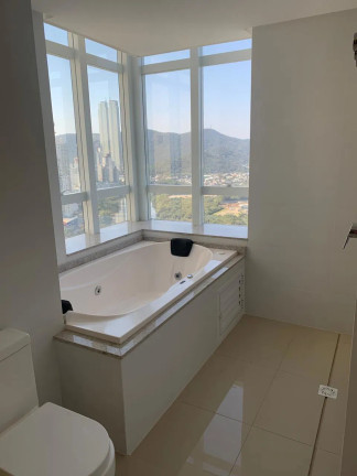 Imagem Apartamento com 3 Quartos à Venda, 182 m² em Barra Sul - Balneário Camboriú Imagem Apartamento com 3 Quartos à Venda, 182 m² em Barra Sul - Balneário Camboriú