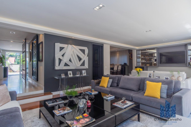 Imagem Casa com 5 Quartos à Venda, 720 m² em Pacaembu - São Paulo Imagem Casa com 5 Quartos à Venda, 720 m² em Pacaembu - São Paulo