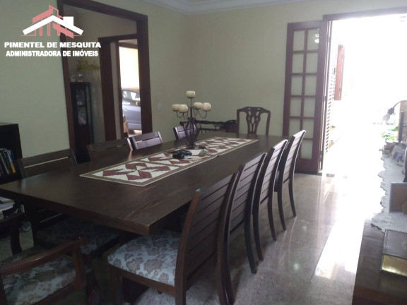 Imagem Casa com 4 Quartos à Venda, 360 m² em São Francisco - Niterói Imagem Casa com 4 Quartos à Venda, 360 m² em São Francisco - Niterói