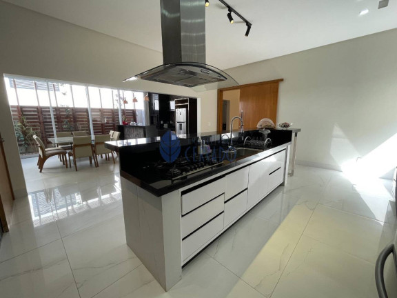 Imagem Casa com 3 Quartos para Alugar, 400 m² em Setor Bougainville - Anápolis Imagem Casa com 3 Quartos para Alugar, 400 m² em Setor Bougainville - Anápolis