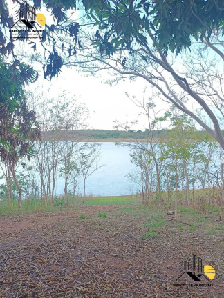 Imagem Chácara com 1 Quarto à Venda, 3.000 m² em Uberlândia Imagem Chácara com 1 Quarto à Venda, 3.000 m² em Uberlândia