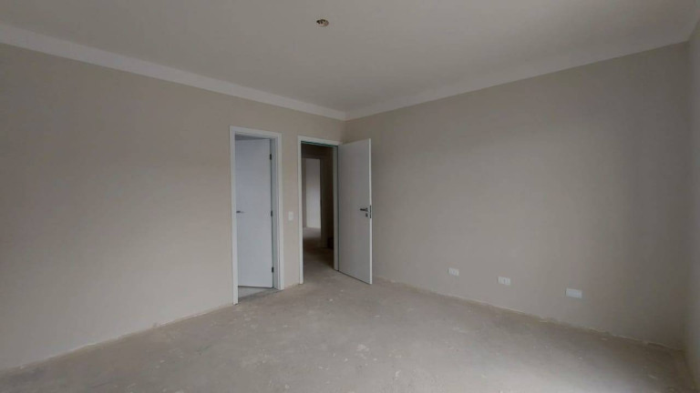 Imagem Casa com 3 Quartos à Venda, 141 m² em Uberaba - Curitiba