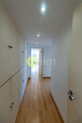 Imagem Apartamento com 3 Quartos para Alugar, 240 m² em Itaim Bibi - São Paulo