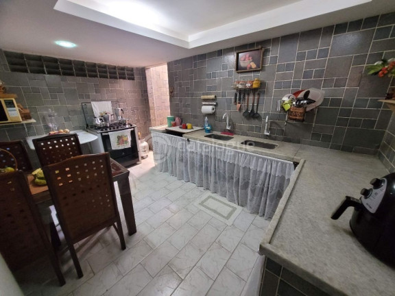 Imagem Casa com 4 Quartos à Venda, 360 m² em Pitimbu - Natal Imagem Casa com 4 Quartos à Venda, 360 m² em Pitimbu - Natal