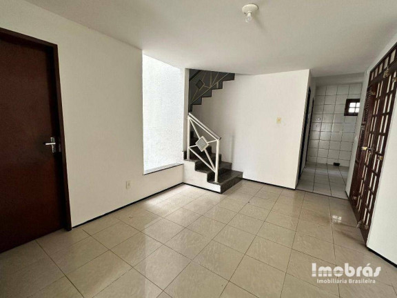 Imagem Casa com 4 Quartos para Alugar, 163 m² em Sapiranga - Fortaleza Imagem Casa com 4 Quartos para Alugar, 163 m² em Sapiranga - Fortaleza