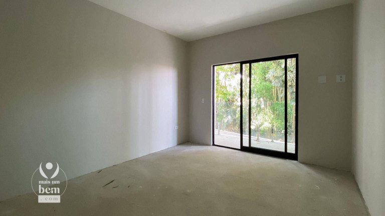 Imagem Sobrado com 3 Quartos à Venda, 189 m² em Boa Vista - Curitiba