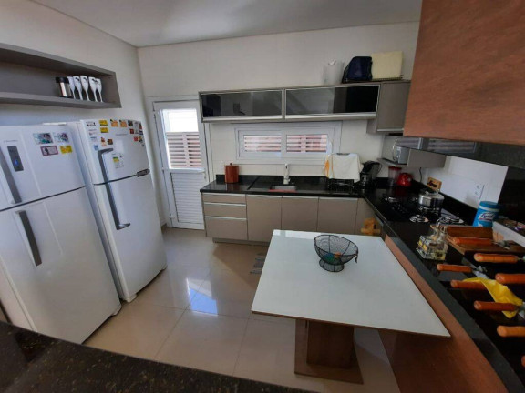 Imagem Casa com 4 Quartos à Venda, 300 m² em Centro - Xangri-lá Imagem Casa com 4 Quartos à Venda, 300 m² em Centro - Xangri-lá