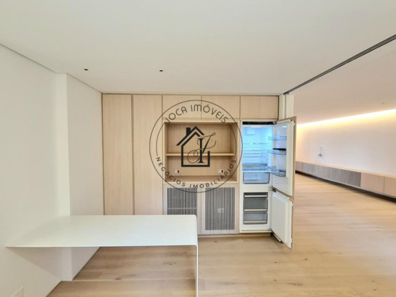 Imagem Apartamento com 3 Quartos à Venda, 211 m² em Itaim Bibi - São Paulo