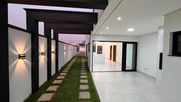 Imagem Casa com 3 Quartos à Venda, 171 m² em Residencial Paris - Sinop Imagem Casa com 3 Quartos à Venda, 171 m² em Residencial Paris - Sinop