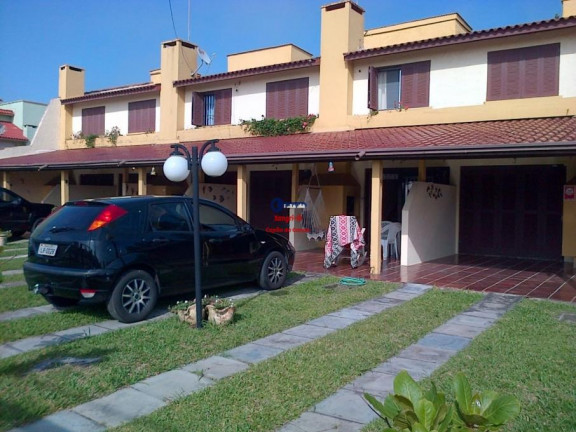 Sobrado com 2 Quartos à Venda, 75 m² em Capão Novo - Capão Da Canoa
